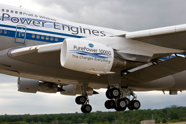 First flight of the new Pratt & Whitney Purepower 1000 engine on the company's Boeing 747-SP 